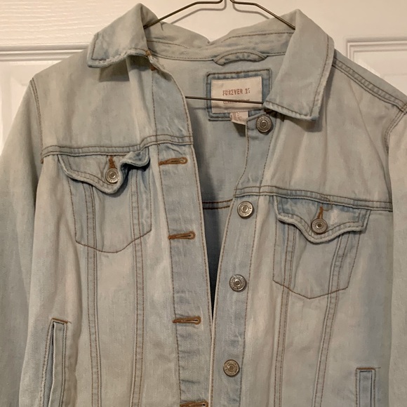 Light Denim Jacket - Picture 4 of 4